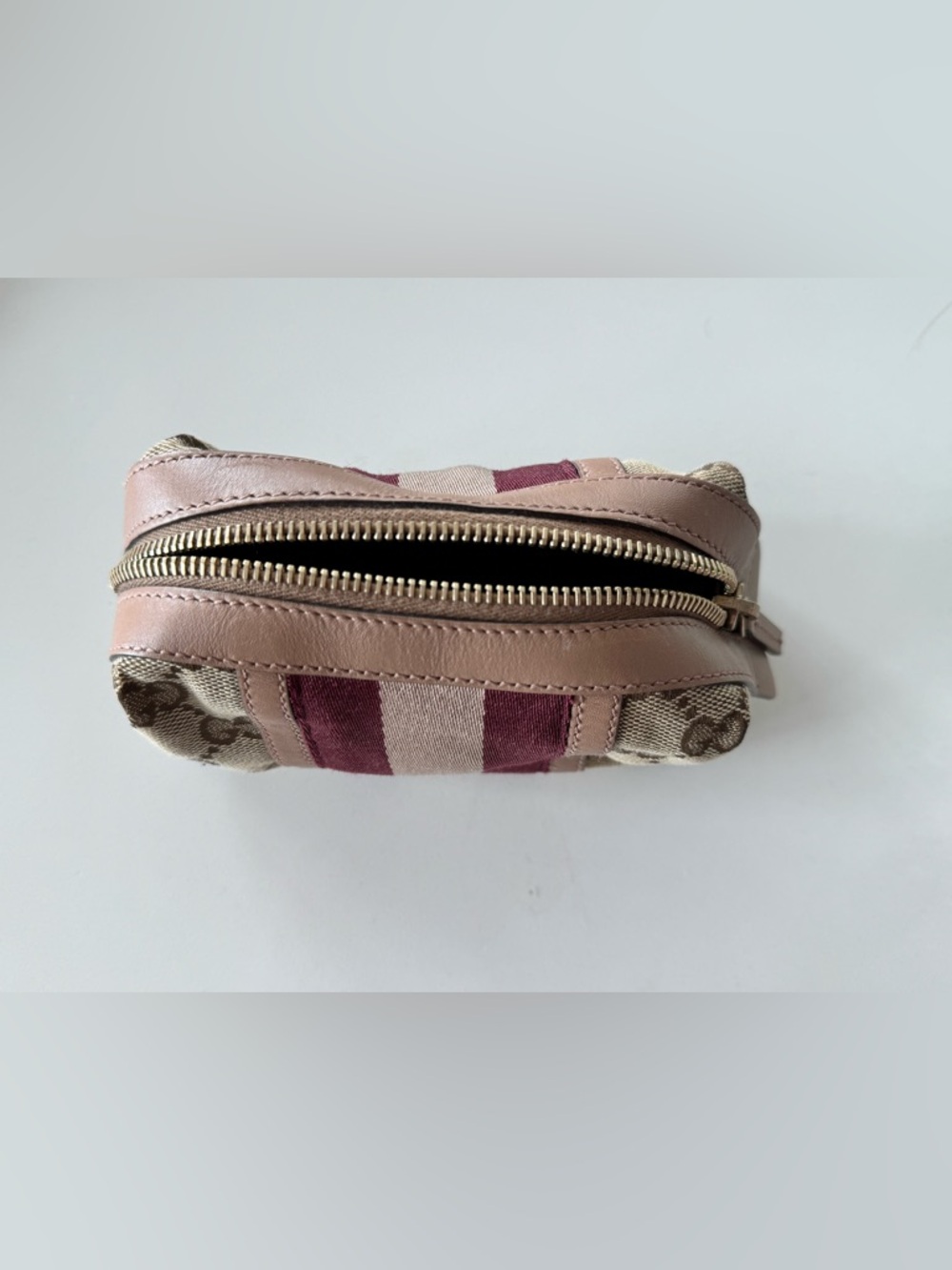 Gucci Beige GG Canvas Cosmetic Pouch with Pink and Burgundy Web - Picture 7 of 7